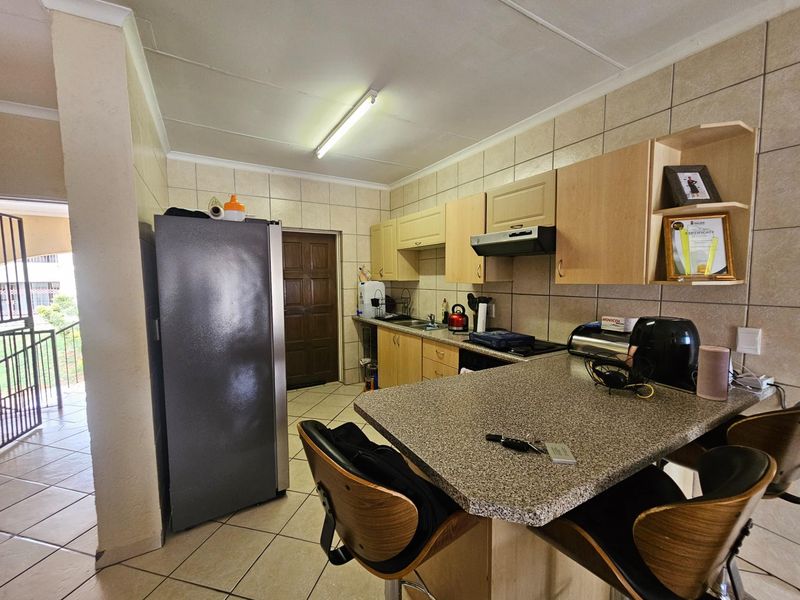 Apartment For Sale in Stonehenge Ext 8, Stonehenge, Nelspruit - Photo 4