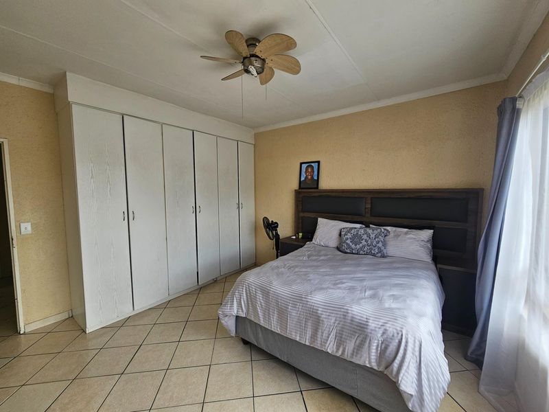 Apartment For Sale in Stonehenge Ext 8, Stonehenge, Nelspruit - Photo 8