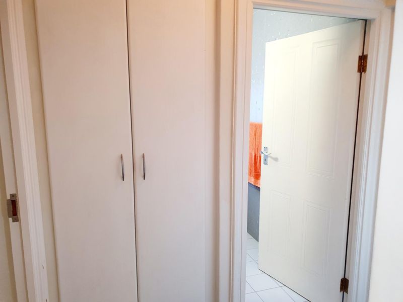 Apartment For Sale in Knysna Central, Knysna - Photo 10