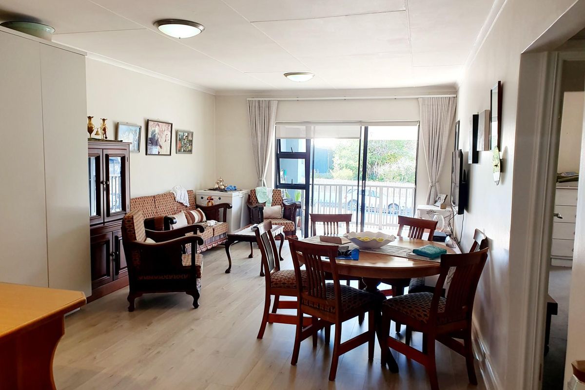 Apartment For Sale in Knysna Central, Knysna - Photo 3