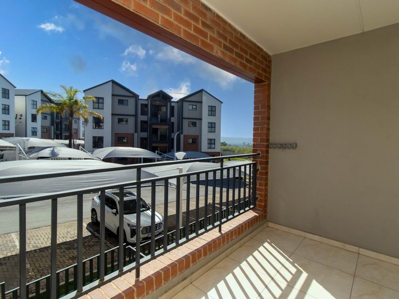 Secure, lock up ‘n go in a sought-after complex - Photo 8