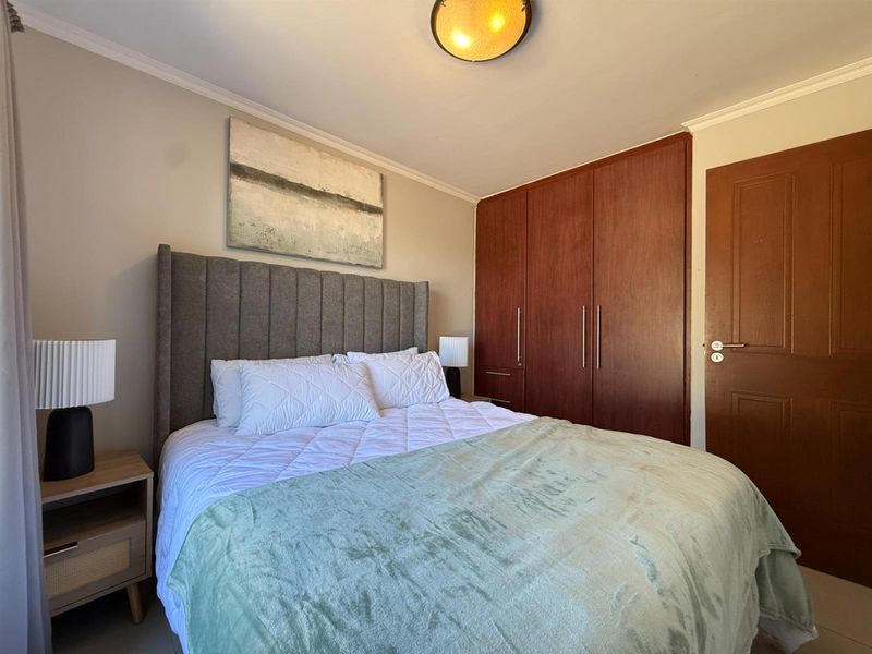 Fully Furnished Apartment To Rent in Waves Edge - Photo 9