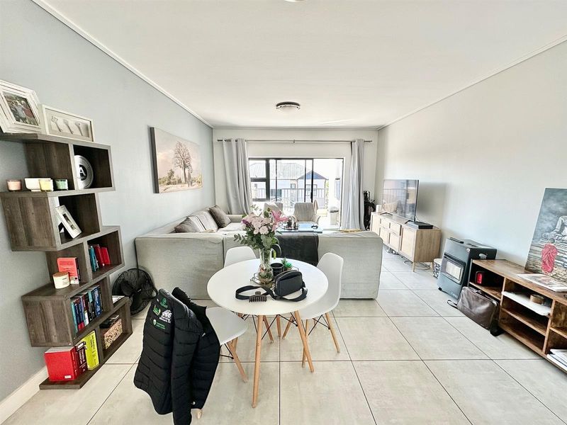Apartment For Sale in The Polofields, Waterfall, Midrand - Photo 8