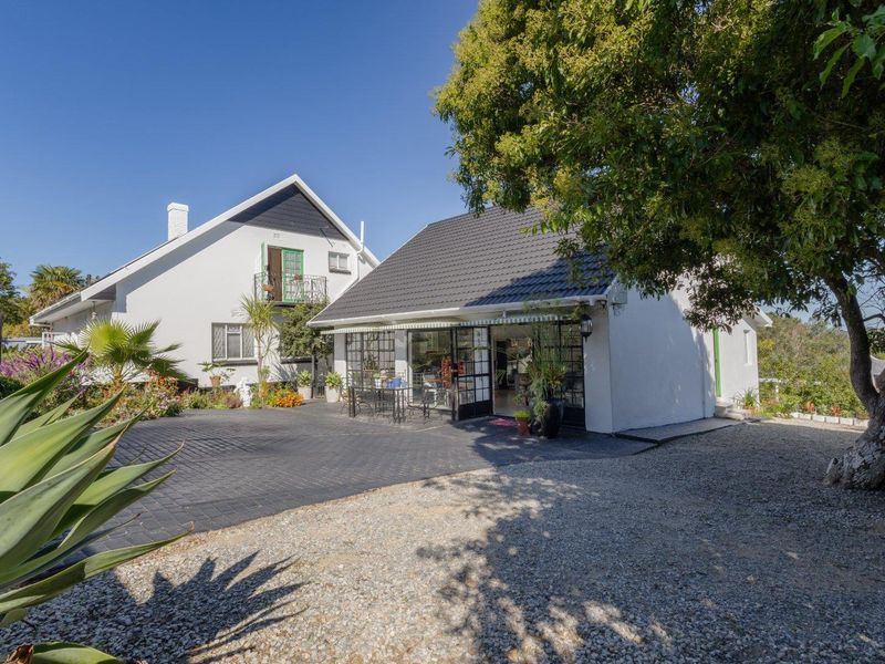 7 Bedroom House in Old Place - Photo 3