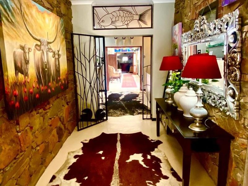 Lucrative Boutique Hotel for Sale - Where the World comes to Breathe in the Little Karoo - Photo 8