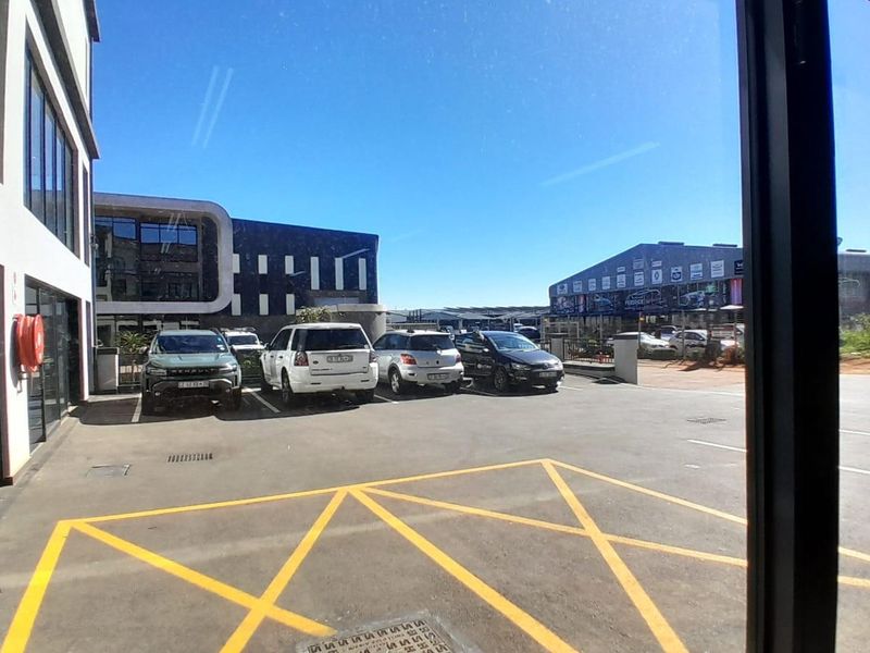 TOP QUALITY SHOWROOM/RETAIL UNIT FOR RENT IN BALLITO - Photo 7