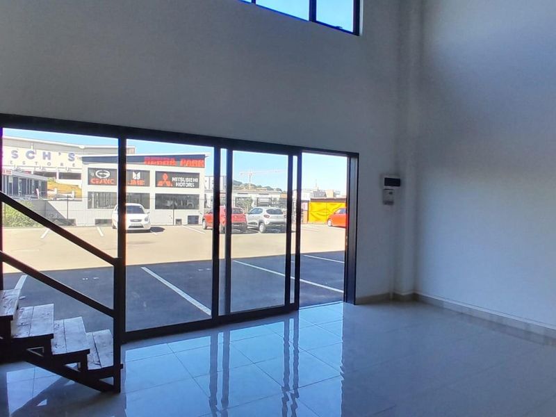 TOP QUALITY SHOWROOM/RETAIL UNIT FOR RENT IN BALLITO - Photo 3