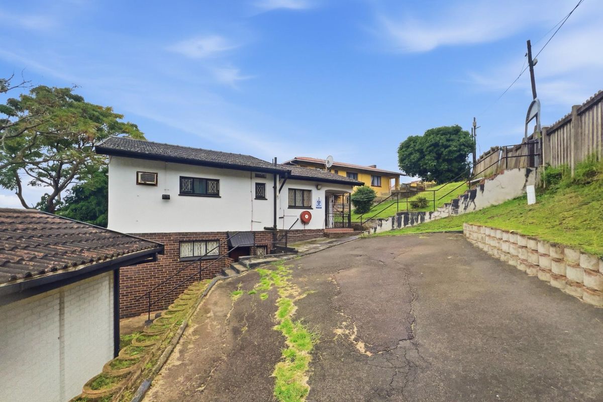 4-bedroom house for sale in Kenville, Durban, KwaZulu-Natal - Photo 3