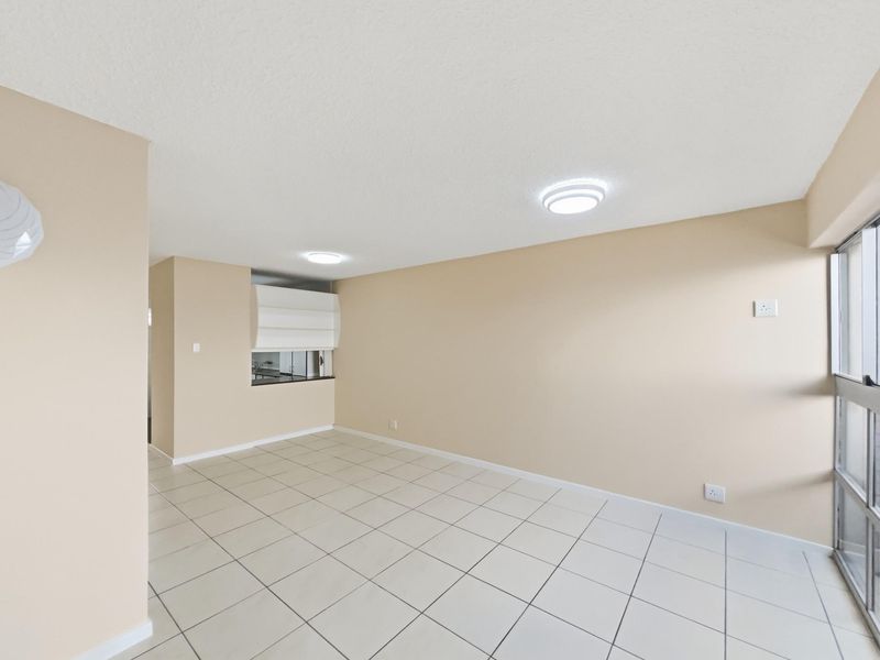 2 Bedroom Apartment With Harbor Views to Rent in Durban Central - Photo 10