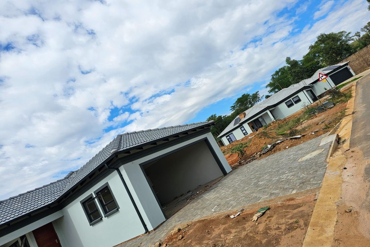 Development in Heatherview, Akasia - Plot-and-plan options - Photo 2
