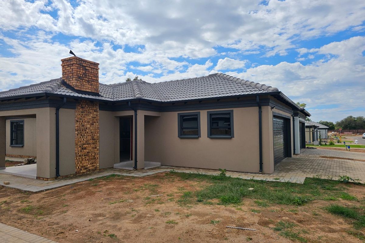 Development in Heatherview, Akasia - Plot-and-plan options - Photo 4