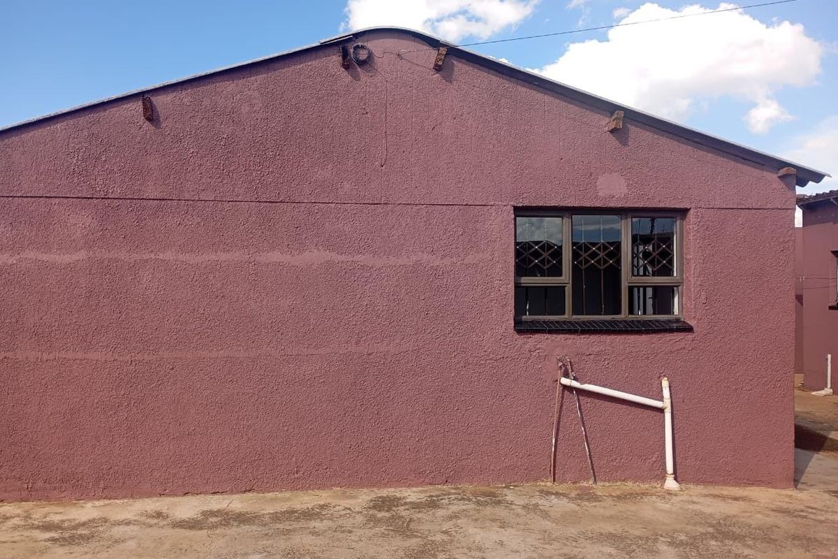 House To Rent in Naledi, Soweto - Photo 2