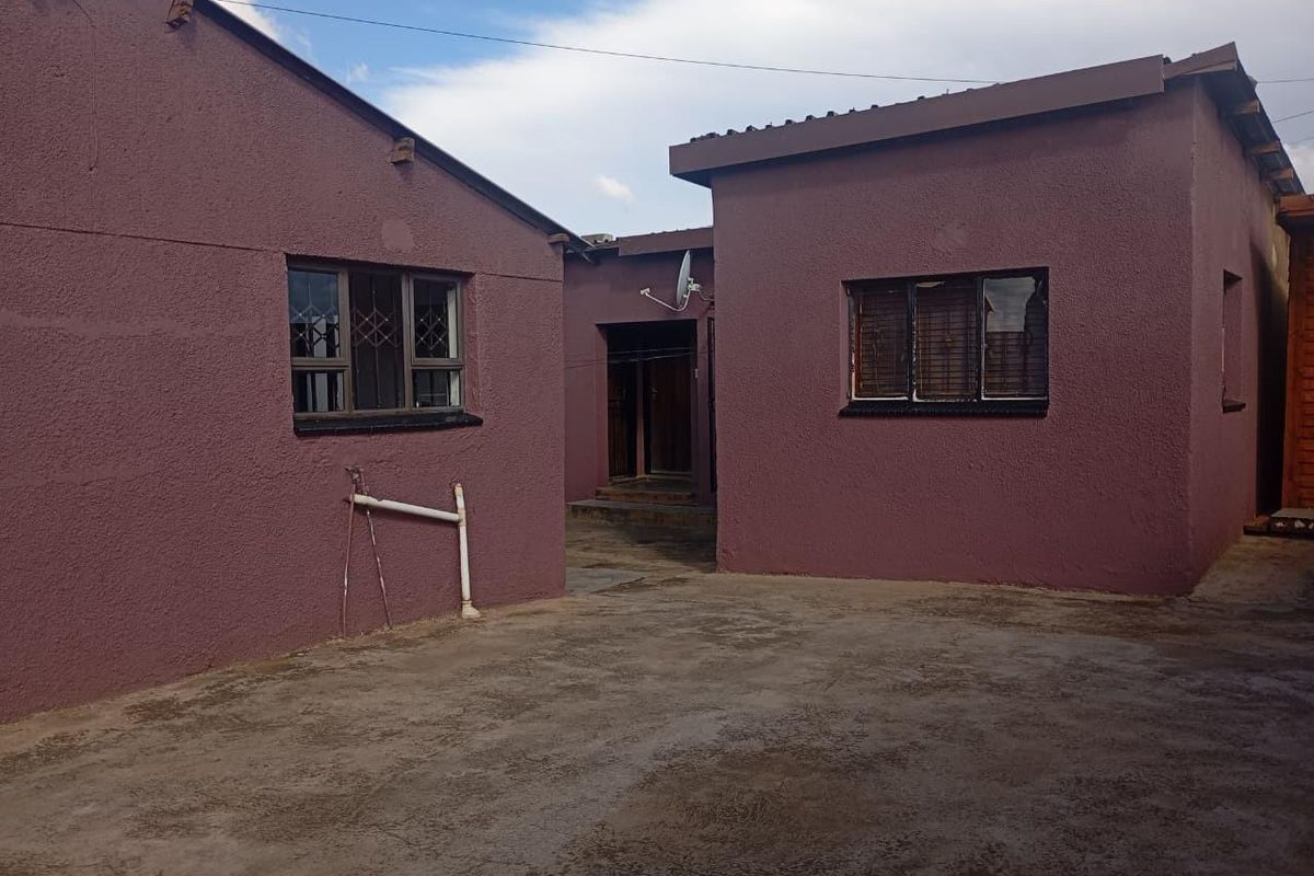 House To Rent in Naledi, Soweto - Photo 3