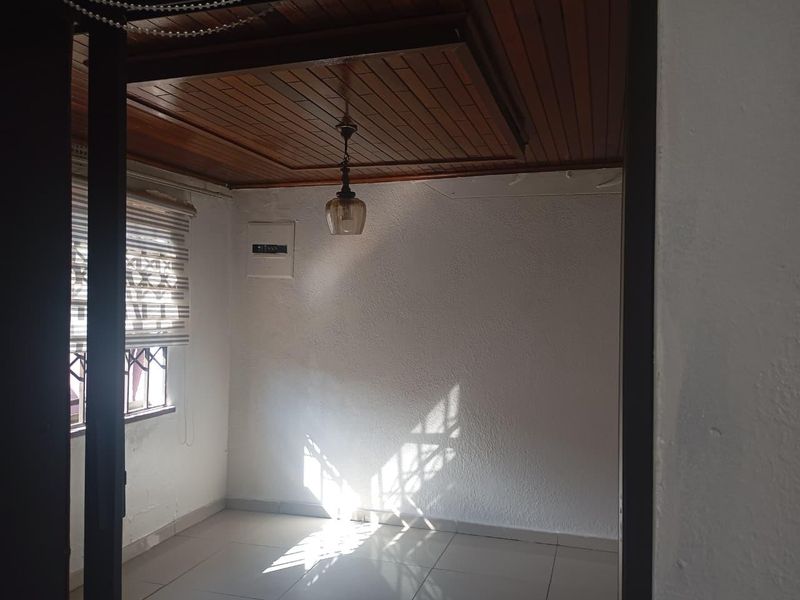 House To Rent in Naledi, Soweto - Photo 9