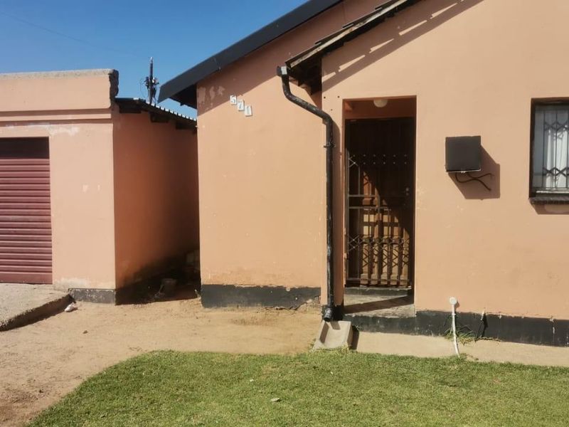 House For Sale in Lakeside, Evaton - Photo 2
