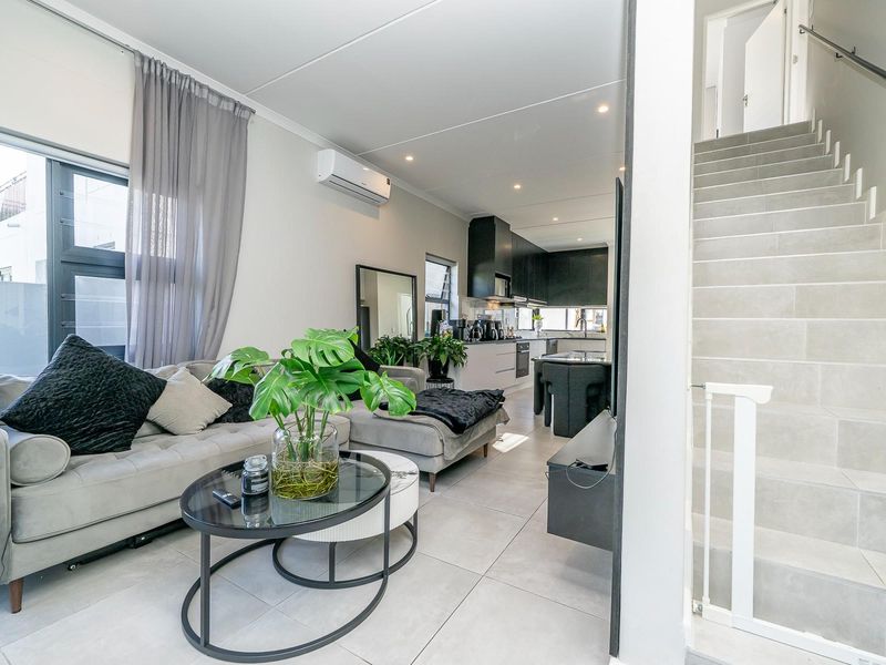Modern Duplex in the Secure Bonterre Village, Vierlanden - Photo 9