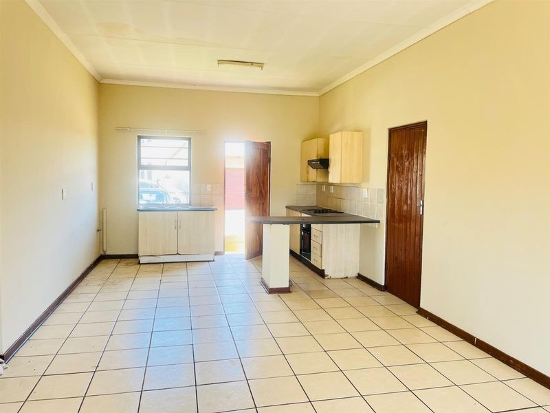 Apartment For Sale in Stoffberg Complex Brits Central, Brits, North West - Photo 8