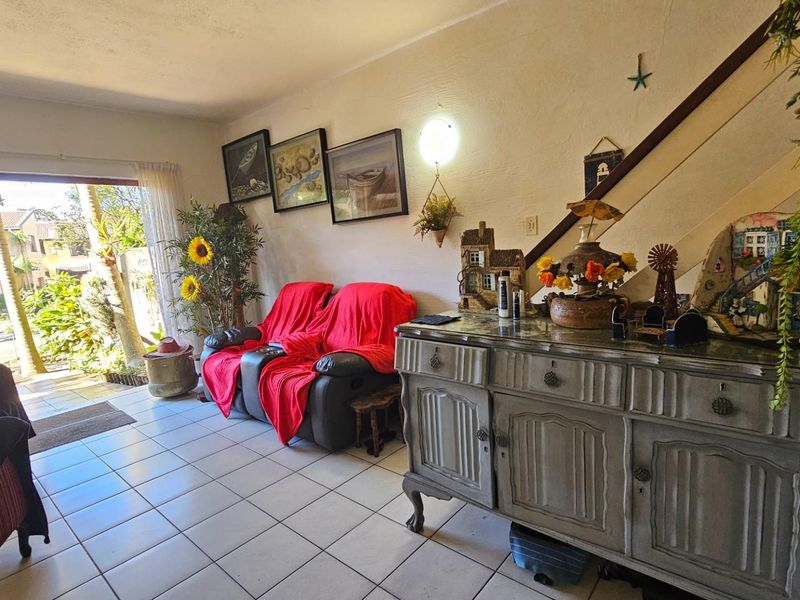 Coastal Comfort Meets Investment Potential - Stylish Duplex Steps from the Beach - Photo 6