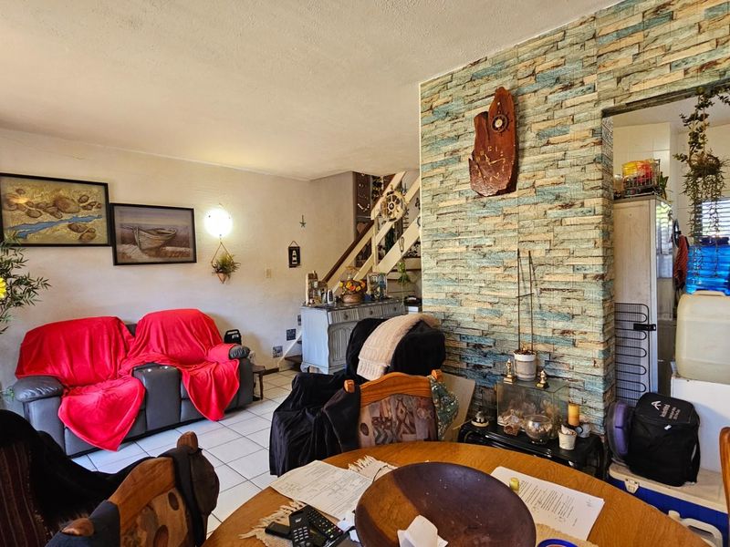 Coastal Comfort Meets Investment Potential - Stylish Duplex Steps from the Beach - Photo 7