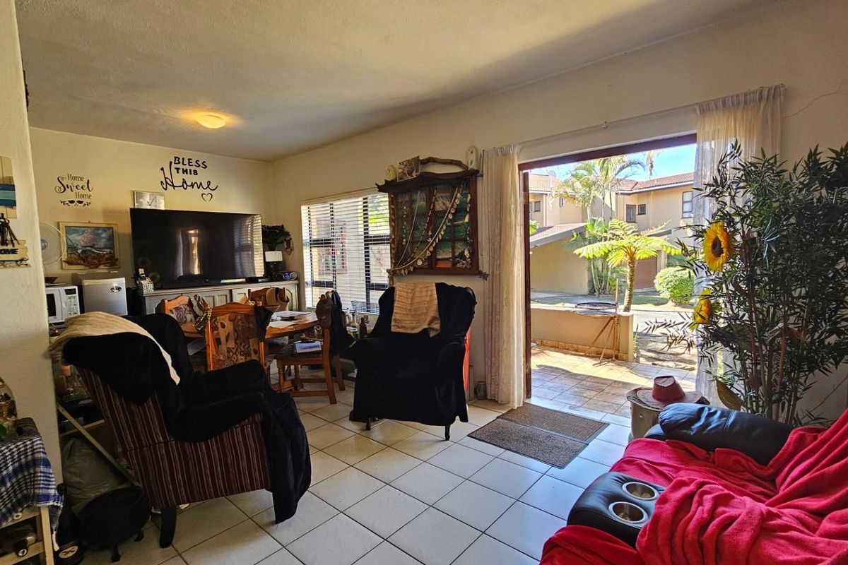 Coastal Comfort Meets Investment Potential - Stylish Duplex Steps from the Beach - Photo 4