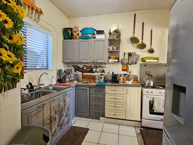Coastal Comfort Meets Investment Potential - Stylish Duplex Steps from the Beach - Photo 9