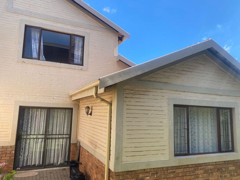 Townhouse For Sale in Halfway Gardens, Midrand - Photo 4