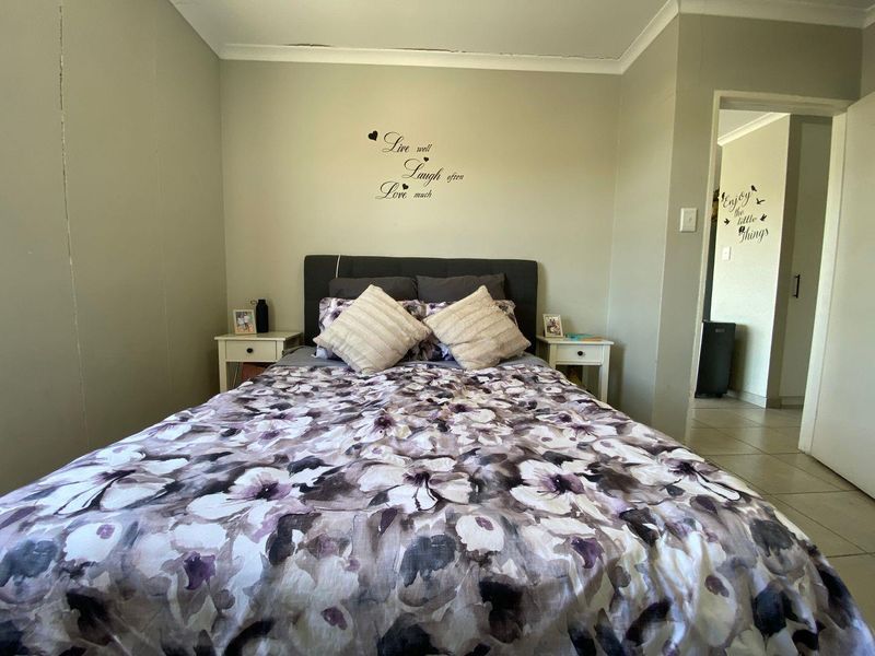 Stylish 2-Bedroom Apartment with Balcony Living in De La Haye, Bellville - Photo 10