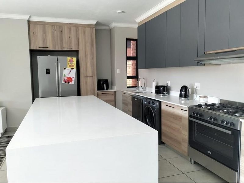Modern 3-Bedroom Duplex | Six Fountains Residential Estate - Photo 5