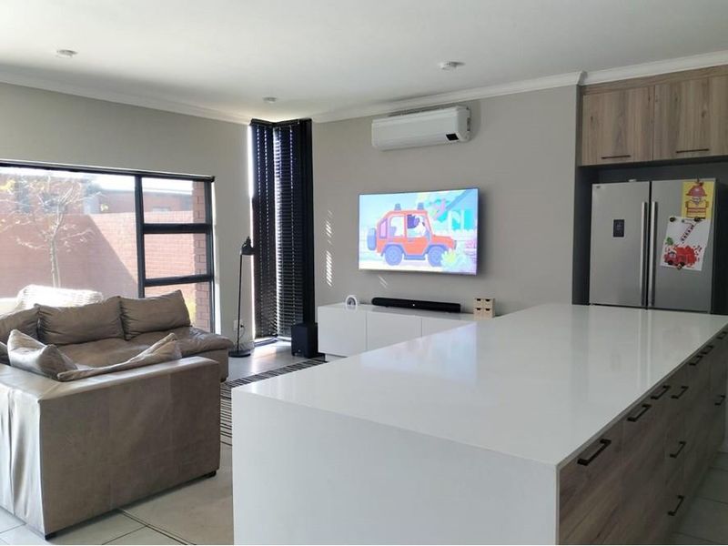 Modern 3-Bedroom Duplex | Six Fountains Residential Estate - Photo 8