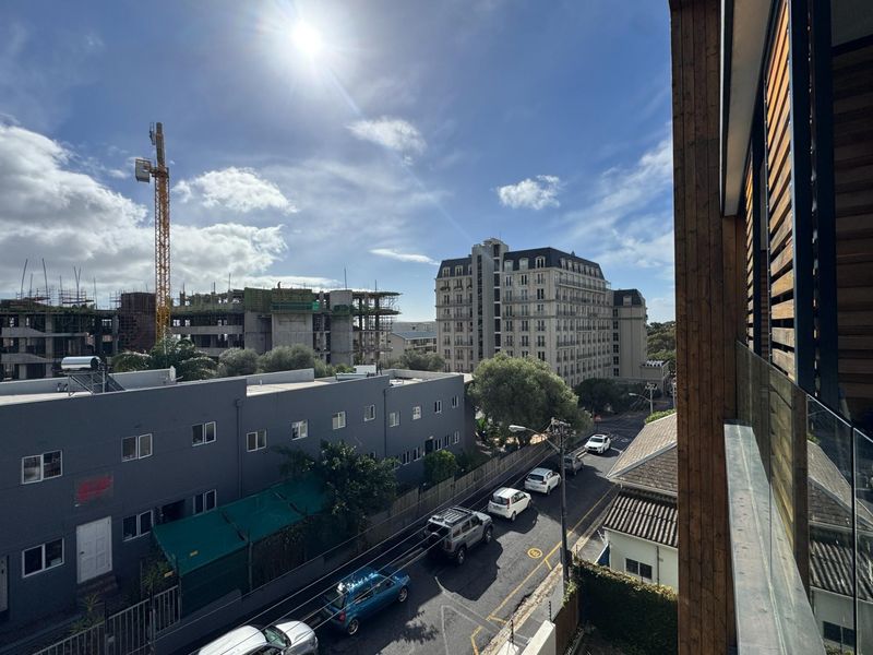 Turn-Key Airbnb Investment Opportunity in the sought-after Green Point - Photo 8