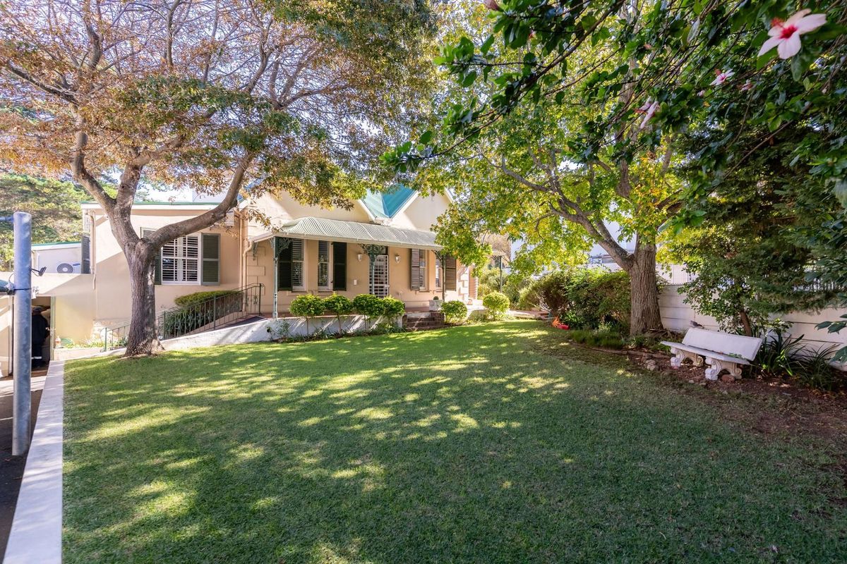 Versatile Heritage Home with GR4 Zoning in Prime Upper Wynberg - Photo 2
