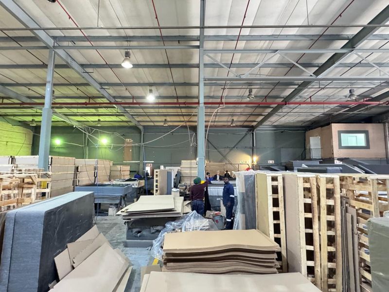 1,600m2 Food Grade Industrial Warehouse To Let in Epping 2 | Link Access and Secure Yard - Photo 7