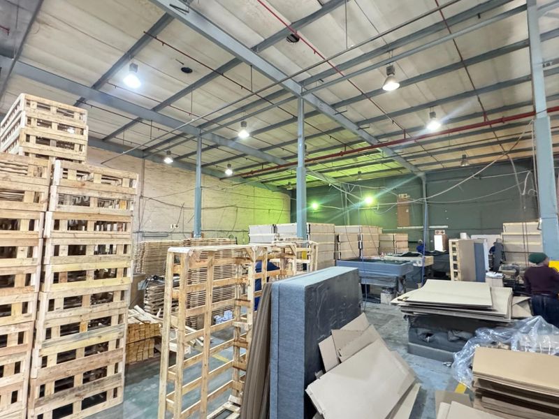 1,600m2 Food Grade Industrial Warehouse To Let in Epping 2 | Link Access and Secure Yard - Photo 8