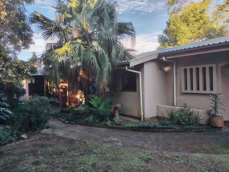 House in Nature For Sale in verdant Westville - Photo 2