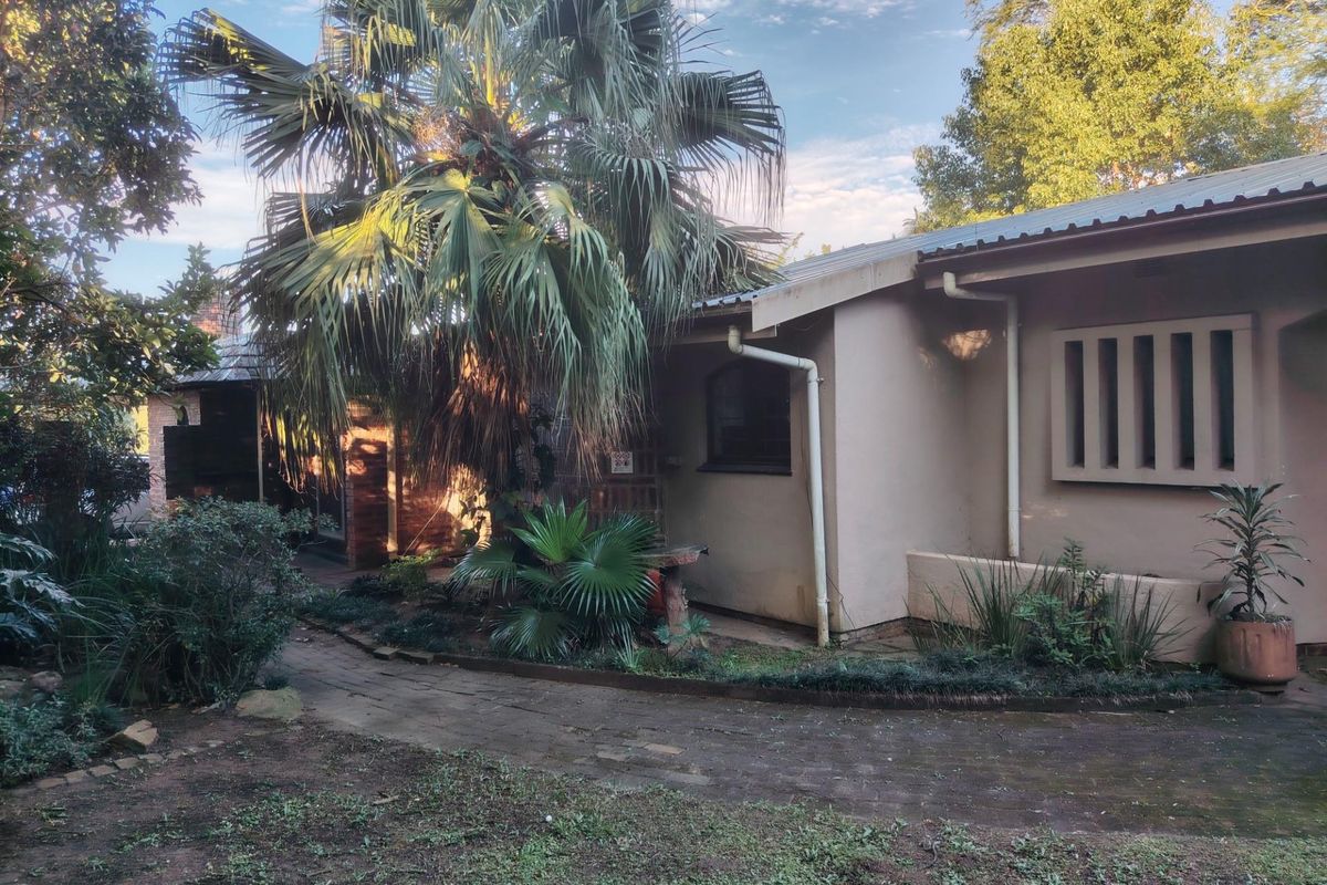 House in Nature For Sale in verdant Westville - Photo 2