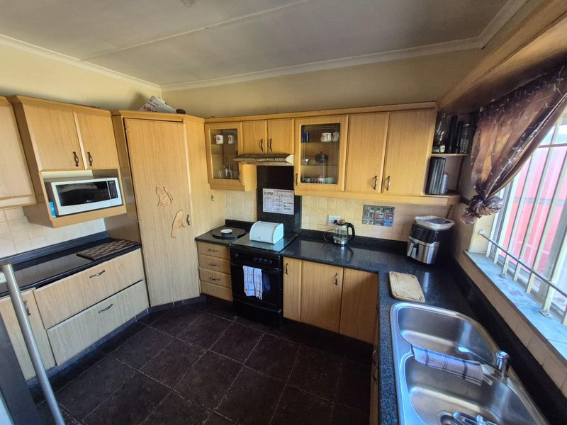 House For Sale in Bluff, Durban, KwaZulu Natal - Photo 5