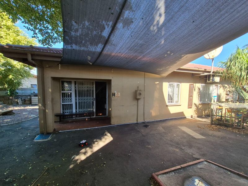 House For Sale in Bluff, Durban, KwaZulu Natal - Photo 2