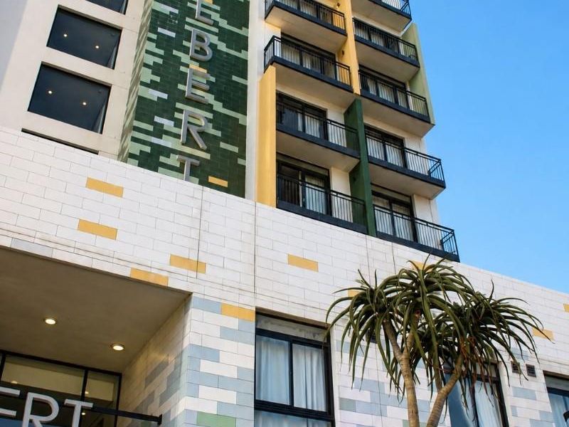 Fully Furnished Apartment In Woodstock with Table Mountain Views - Photo 3