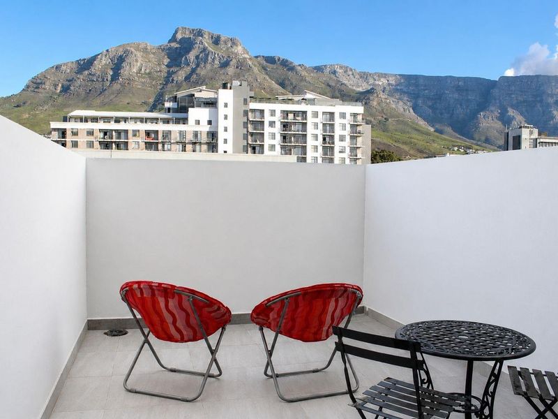 Fully Furnished Apartment In Woodstock with Table Mountain Views - Photo 7