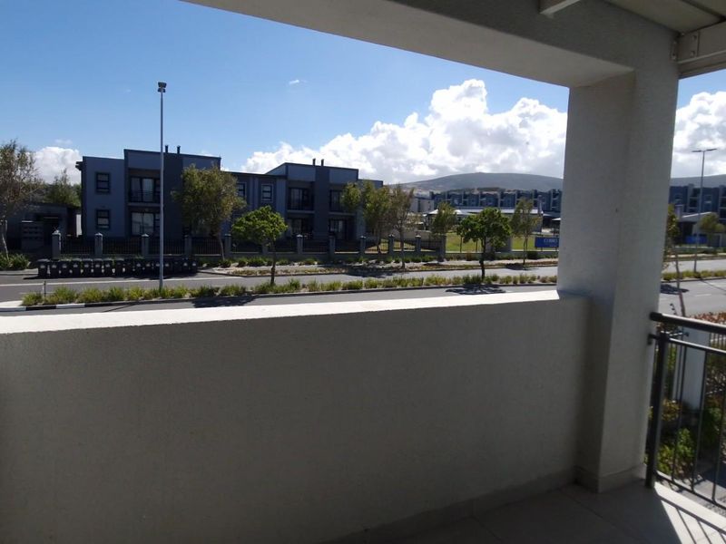 2 Bedroom Apartment To Rent in Burgundy Estate, Milnerton - Photo 5