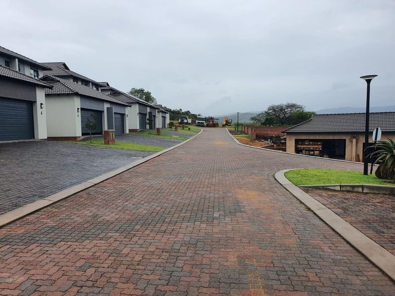 3 Bedroom full title home in Estate - Photo 1
