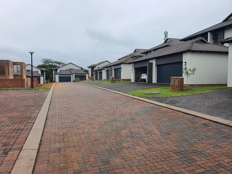 3 Bedroom full title home in Estate - Photo 2