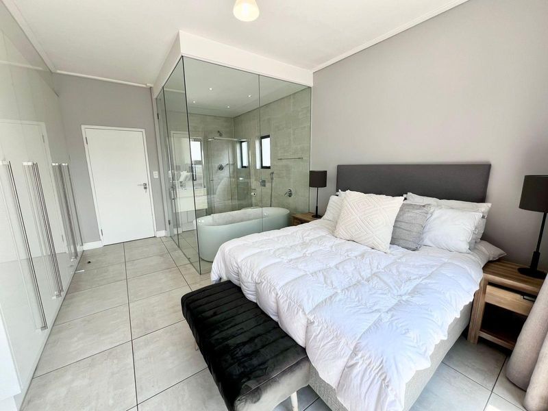2 bedroom Penthouse For Sale in Polofields, Waterfall - Rarely available at this price point - Photo 9