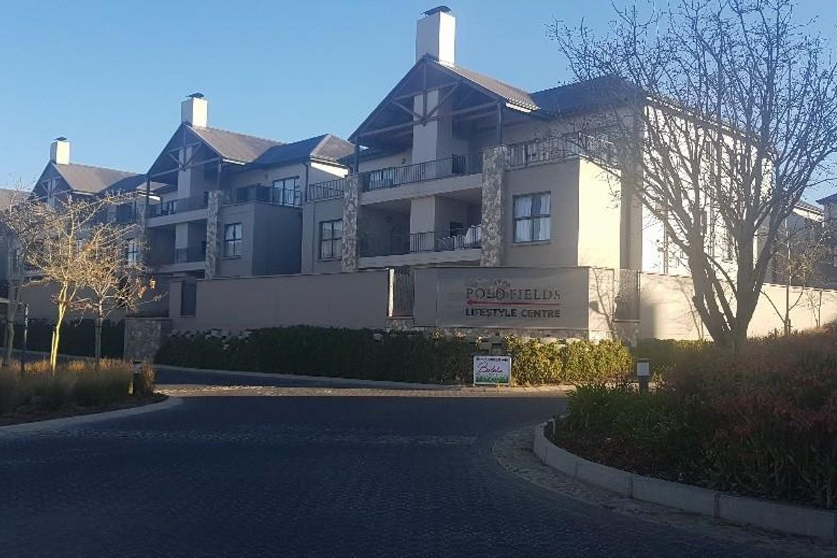 2 bedroom Penthouse For Sale in Polofields, Waterfall - Rarely available at this price point - Photo 3