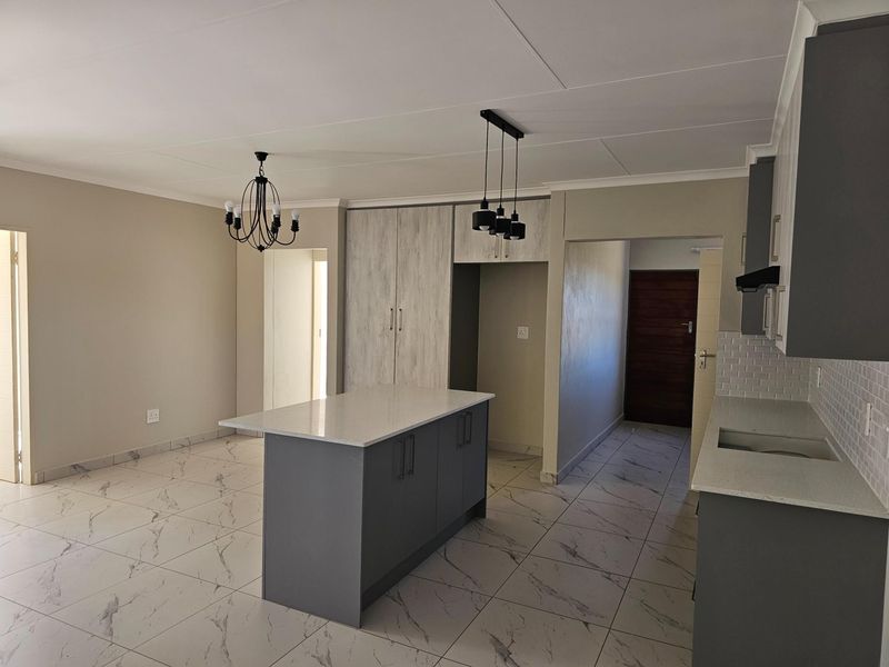 Newly Built House For Sale in Rayton - Photo 2