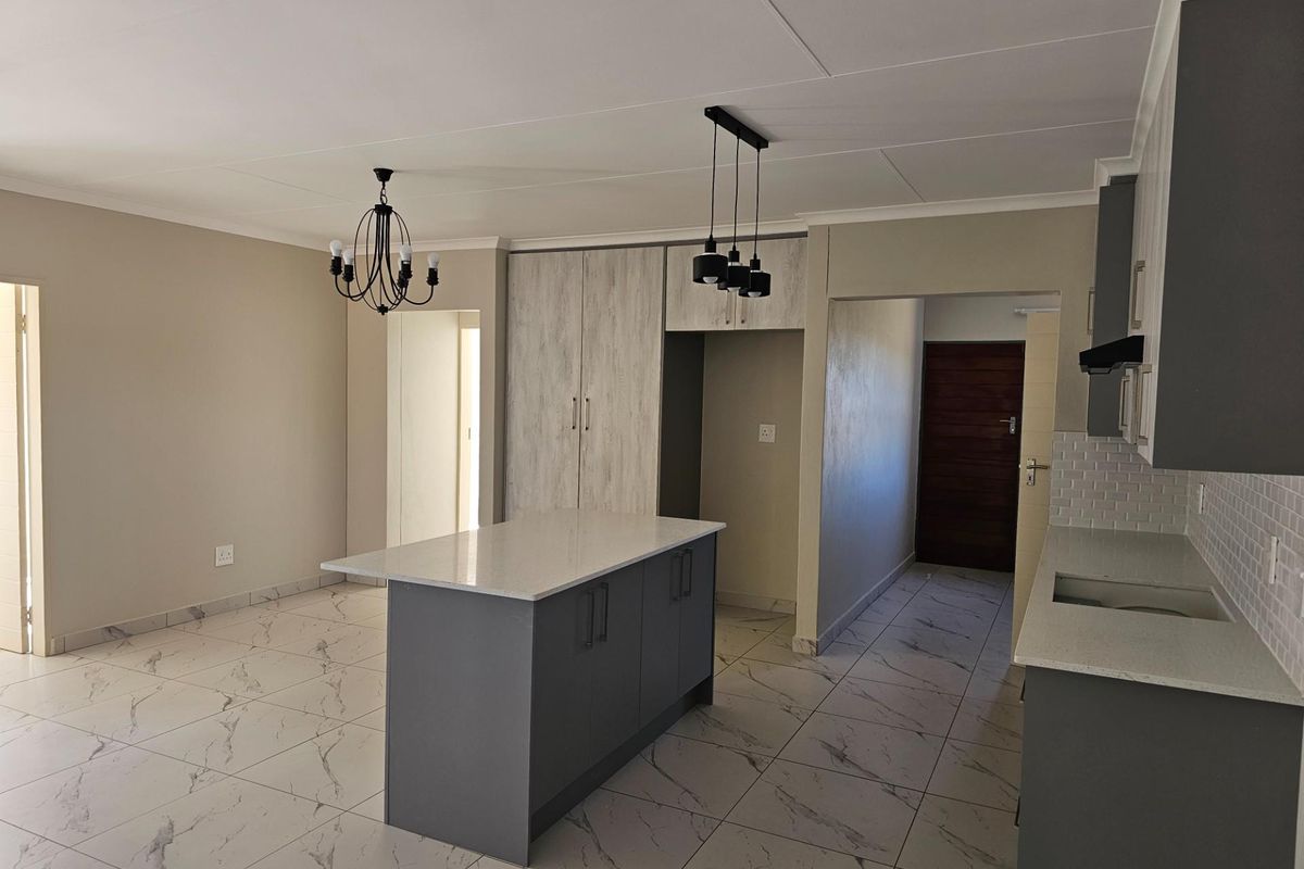Newly Built House For Sale in Rayton - Photo 2