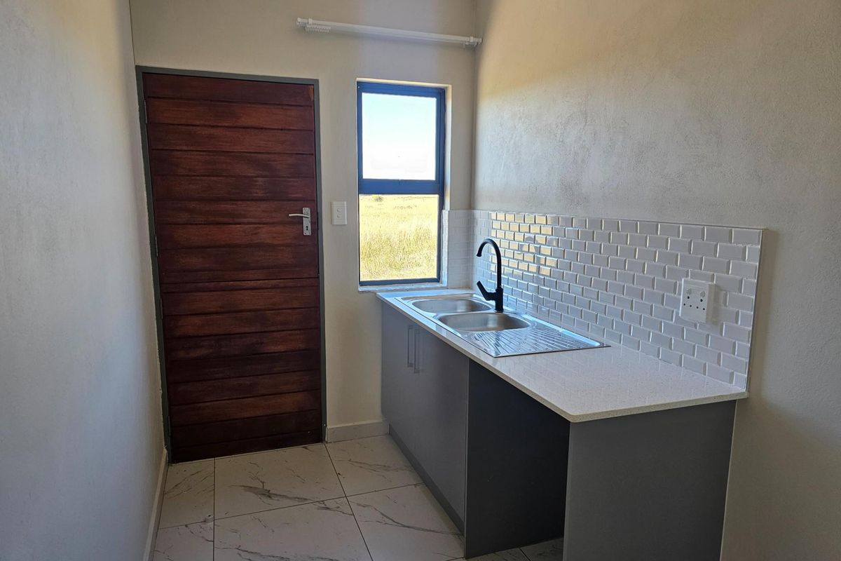 Newly Built House For Sale in Rayton - Photo 5