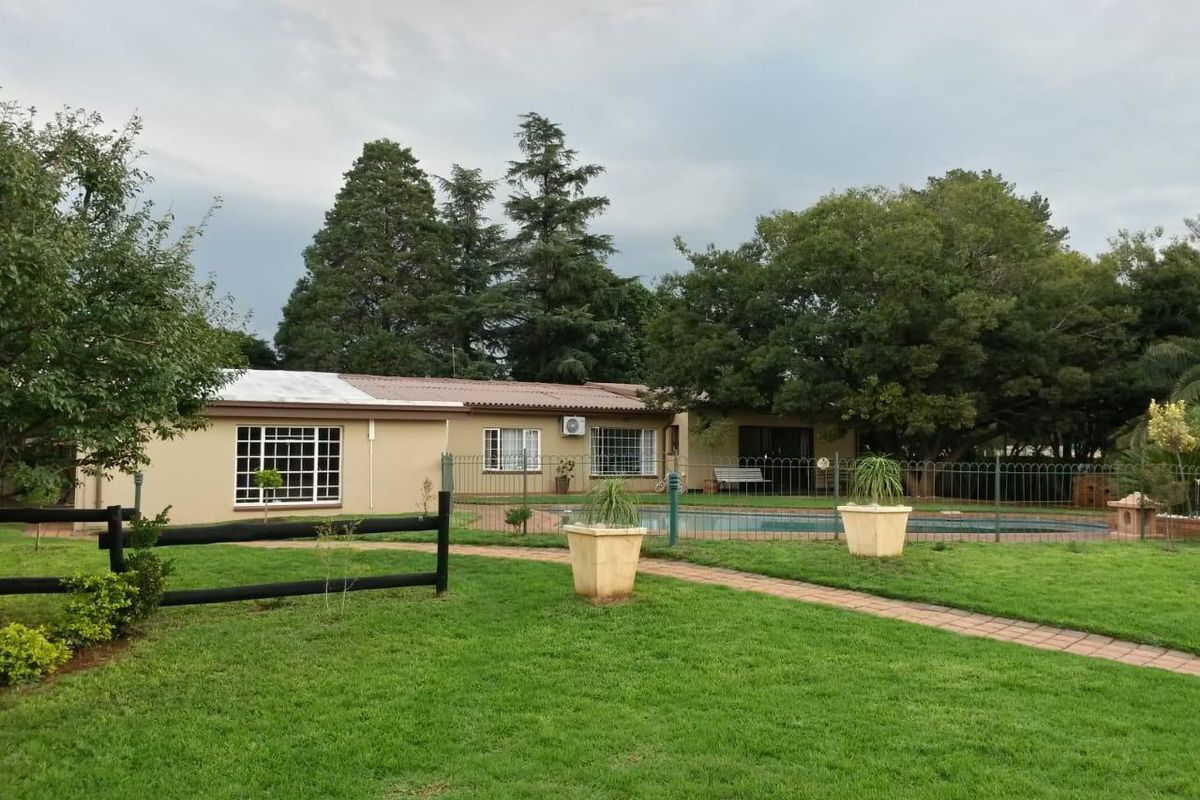 Farm For Sale in Zuurbekom, Westonaria - Photo 5