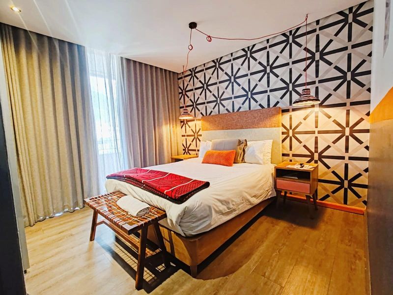 Furnished Apartment For Sale in Woodstock, Cape Town - Photo 8