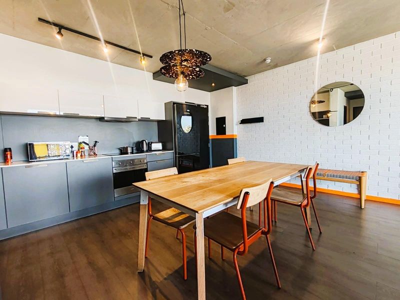 Furnished Apartment For Sale in Woodstock, Cape Town - Photo 5